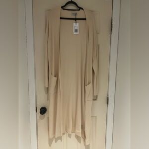 NWT Oversized Brunette The Label Cream Matilda